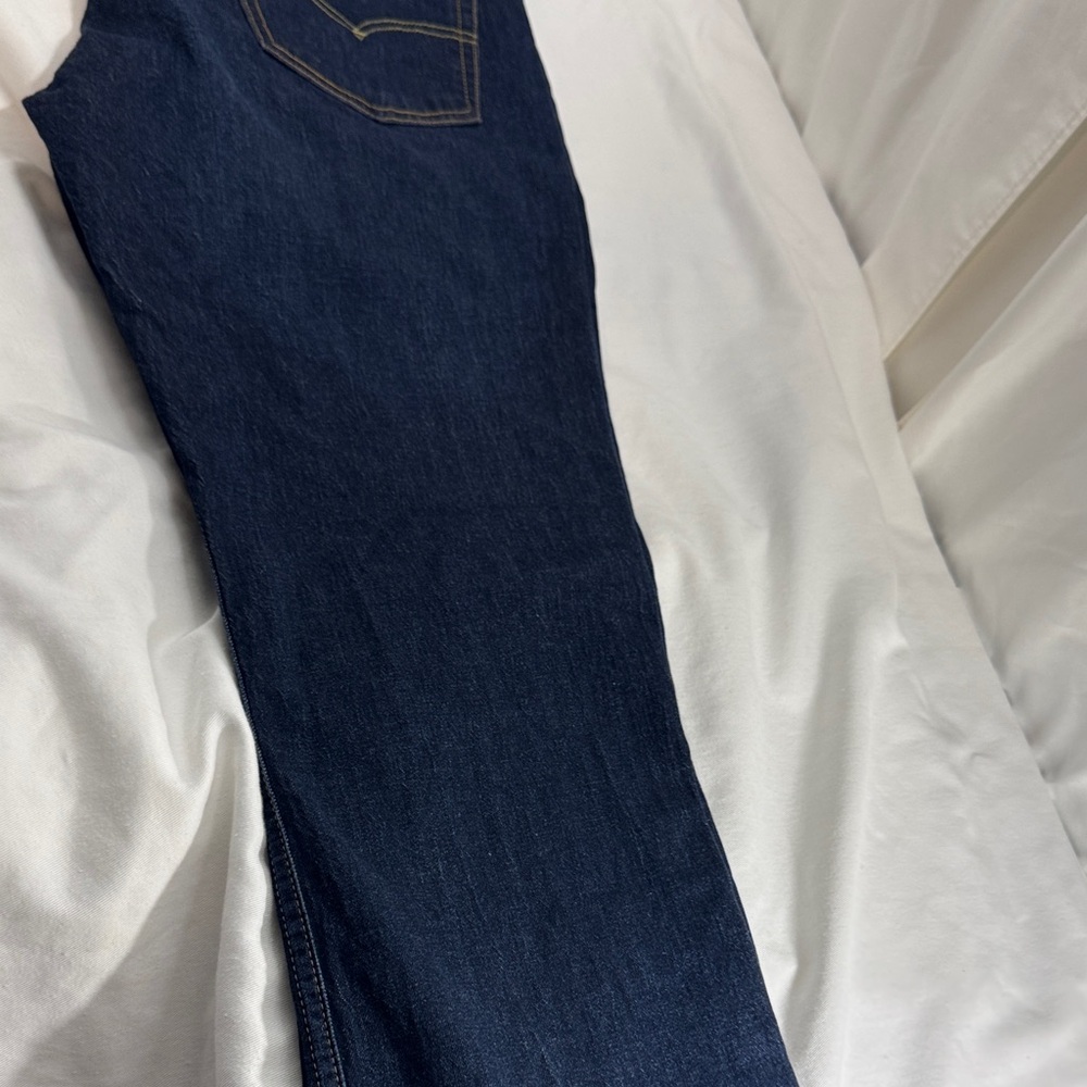Levi's Men's Bootcut Jeans in Indigo